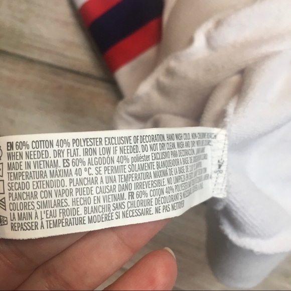 3/$25 Forever 21 X KSwiss Pullover Crop 3X - Picture 6 of 9